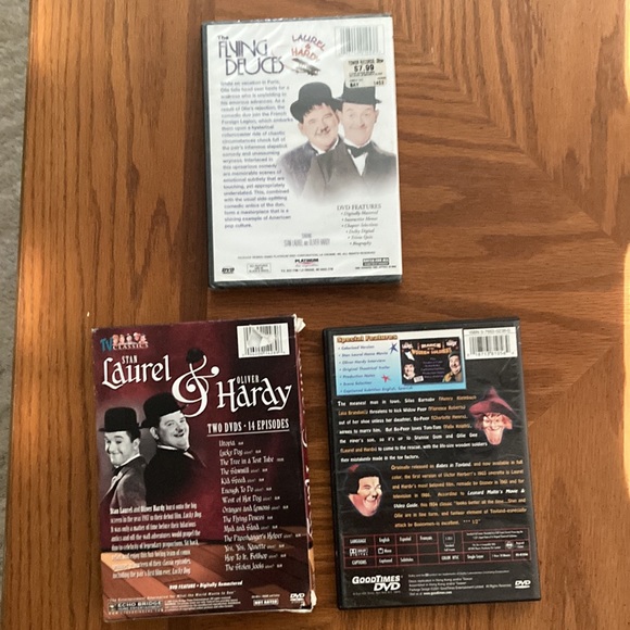 Set of Classic 1917 Laurel & Hardy DVDs. 4 total DVD. Digitally Remastered. - Picture 2 of 3